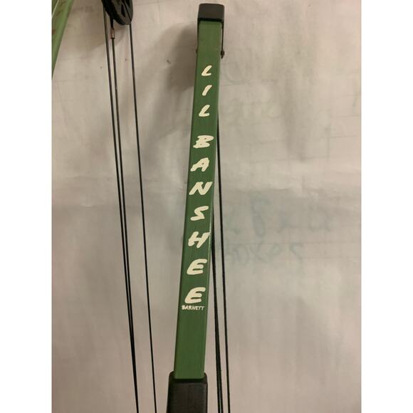 Barnett Banshee Quad Compound Bow and Lil Banshee Bow - Picture 3 of 9